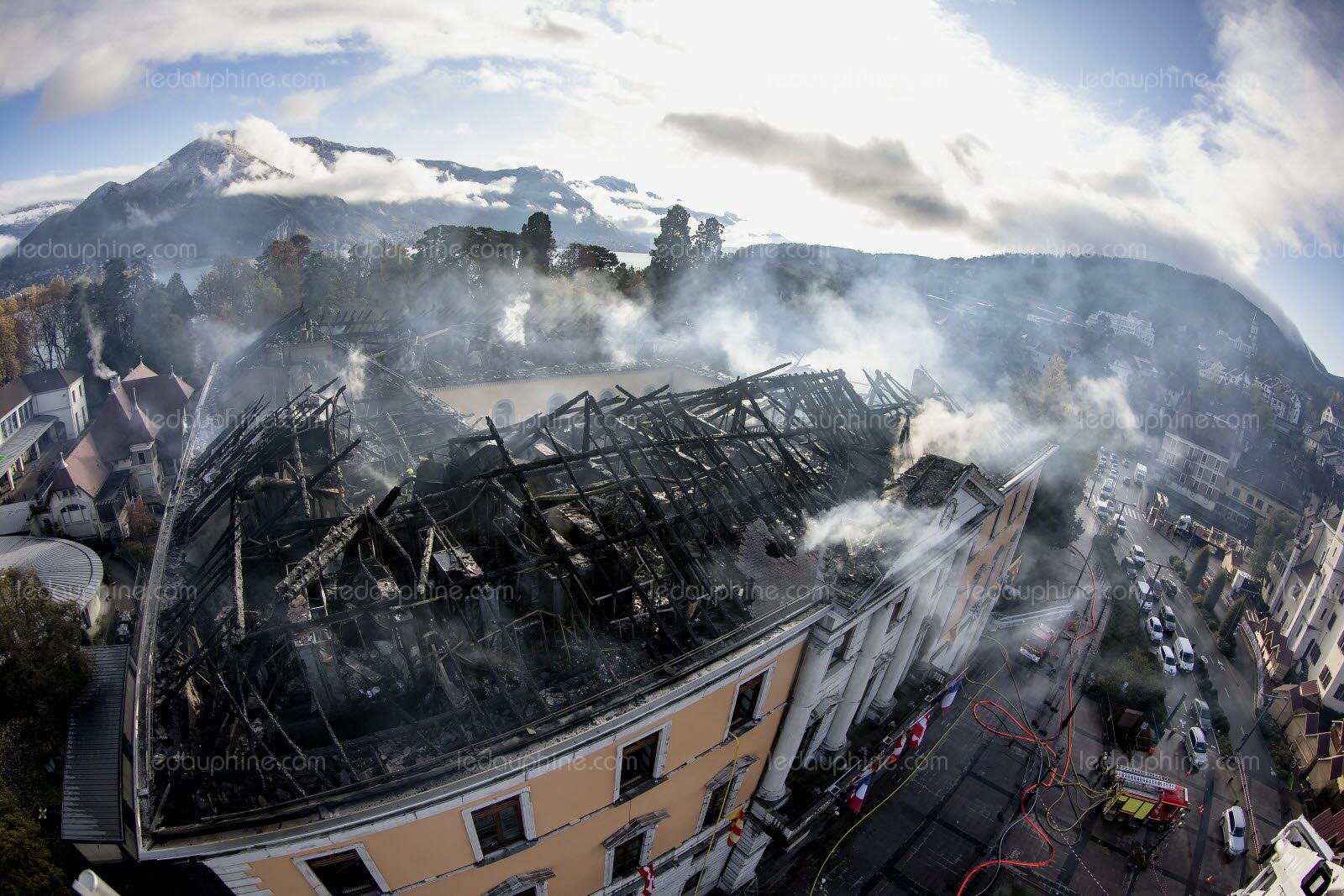 Incendie à la mairie d'Annecy 