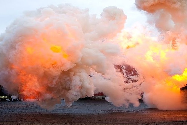 Incendie, attention aux explosions de fumées !