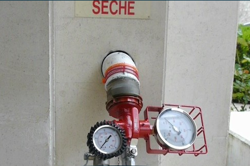 Poteaux incendie et colonnes sèches